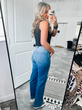 Load image into Gallery viewer, Judy Blue Double Button Wide Leg Jeans
