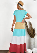 Load image into Gallery viewer, Color Block Maxi Dress
