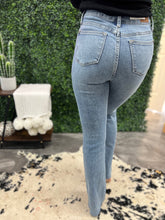 Load image into Gallery viewer, Judy Blue Control Top Bootcut
