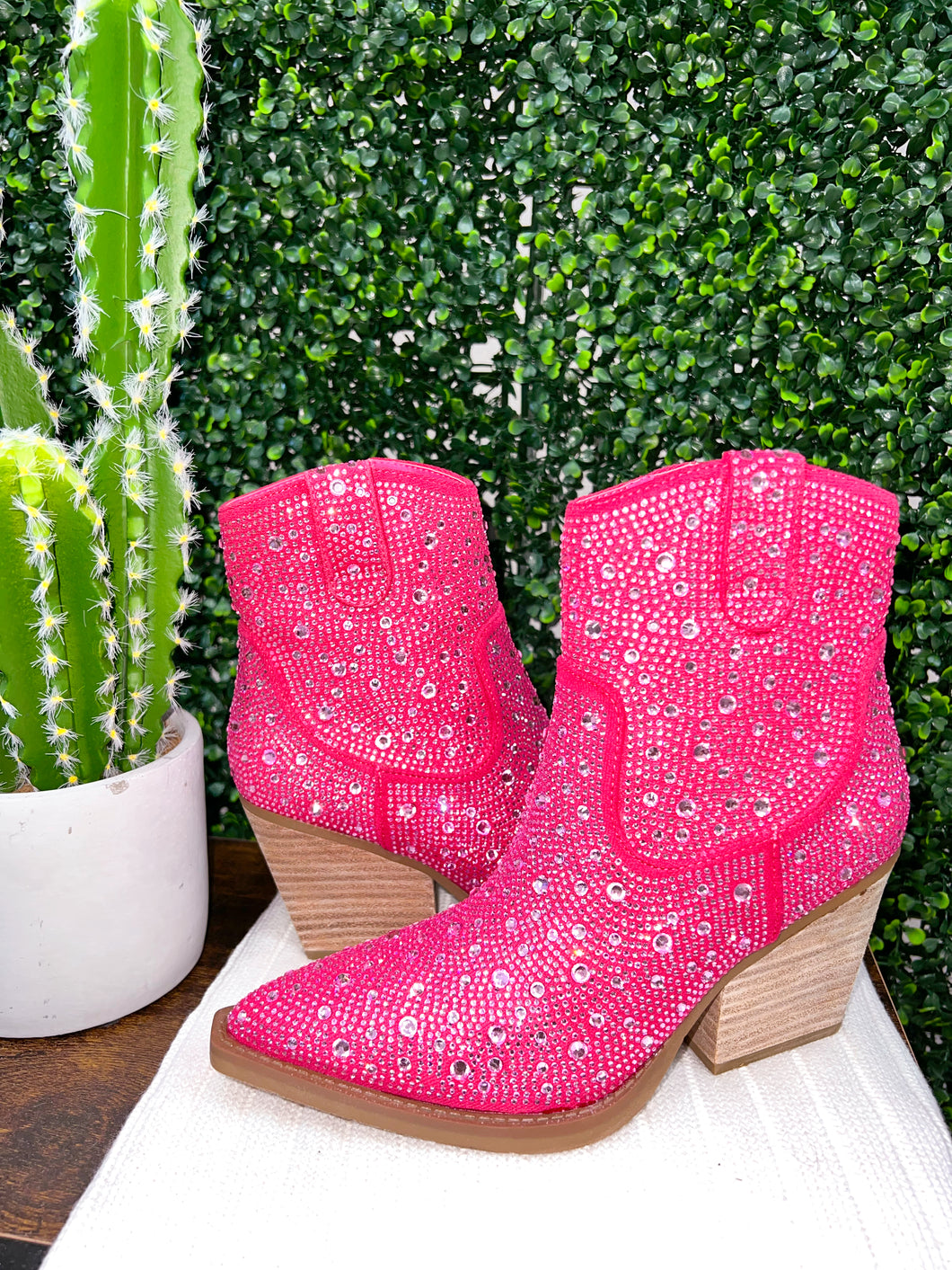 Pink pearl boots Clearance