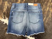 Load image into Gallery viewer, Judy Blue Side Slit Cut-Off Shorts
