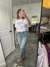 Load image into Gallery viewer, Judy Blue Star Print Cropped Jeans
