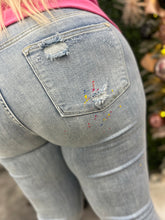 Load image into Gallery viewer, Judy Blue Colored Paint Splatter Jean
