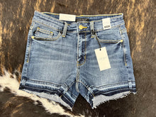 Load image into Gallery viewer, Judy Blue Release Hem Shorts
