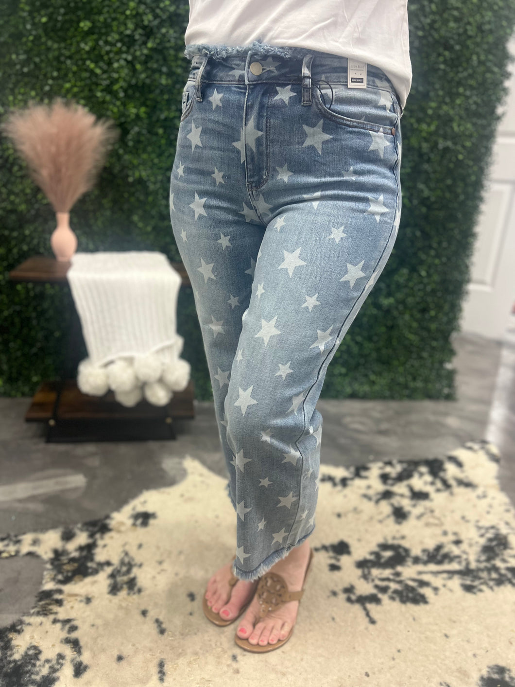 Judy Blue Star Print Cropped Jeans